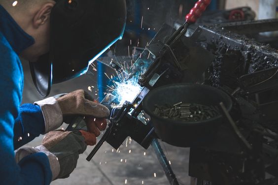 Mega Steel Engineering: A trusted steel supplier in London, delivering quality and precision for over a decade.